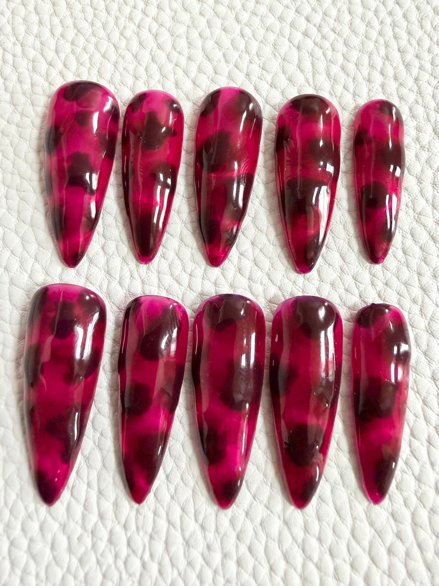 Berry Glaze Tortie