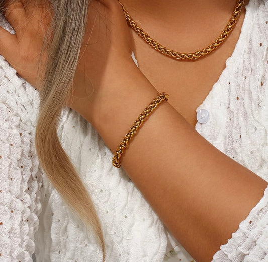 Chunky Twisted Necklace