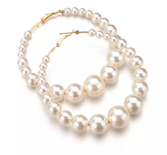 Bold Pearl Hoops